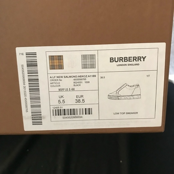 Brand new in the box with receipt, too big for me size is women 8 1/2 - Picture 3 of 4